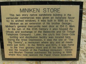 Miniken Store Plaque